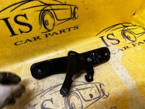 UCHWYT WSPORNIK MOCOWANIE BLACHA TOYOTA HILUX VIII 8