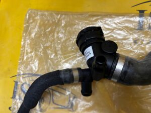 RURA RURKA PRZEWÓD WĄŻ WODY CHŁODZENIA BMW ALPINA B6 B7 NOWY OEM