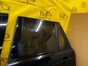 DRZWI TYŁ TYLNE LEWY LEWE RANGE ROVER VOGUE L405 LCR 861 BAROLO BLACK