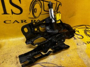 KOMPLET ZAWIASY MASKI NABOJE PIROTECHNICZNE LEWY PRAWY BMW 5 G30