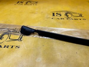 LISTWA SZYBOWA USZCZELKA ZEWNĘTRZNA DRZWI TYŁ PRAWY BMW 3 E36 NOWA OEM