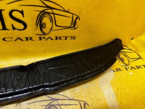 LEWE WYPEŁNIENIE WYGŁUSZENIE PIANKA BŁOTNIKA GENESIS GV70 GV80