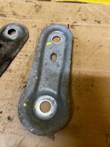 WSPORNIK UCHWYT MOCOWANIE DACIA SANDERO III 2021R