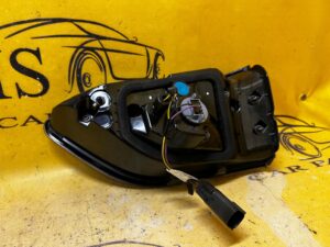 LAMPA LEWY TYŁ W KLAPĘ FORD KUGA MK3