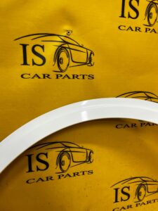 OSŁONA LISTWA BŁOTNIKA SIERP PRAWA GENESIS GV70 BIAŁY AKRYL