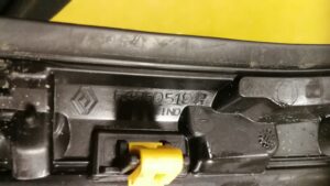 LISTWA CHROM SZYBY BŁOTNIKA RENAULT ESPACE V LEWA