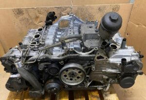 KOMPLETNY SŁUPEK SILNIK PORSCHE 911 997 GTS 4 CARRERA 3.8 408KM