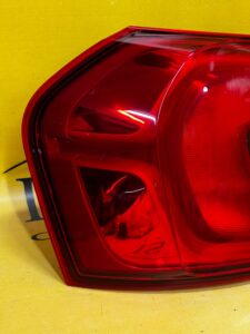 LAMPA LEWY TYŁ W KLAPE CITROEN C4 GRAND PICASSO II