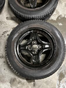 KOŁA FELGI OPONY WIELOSEZONOWE DACIA SANDERO III 185/65 R15