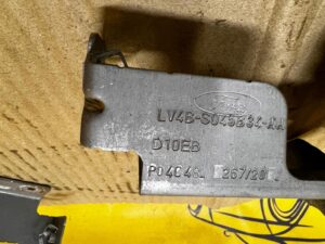 WSPORNIK MOCOWANIE UCHWYT BLACHA FORD KUGA MK3