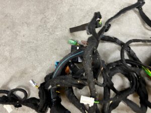 WIĄZKA INSTALACJA OKABLOWANIE POD DESKĘ DESKI KONSOLI CITROEN C4 PICASSO II