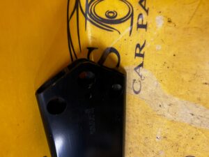 WSPORNIK UCHWYT MOCOWANIE TUNELU BMW F40