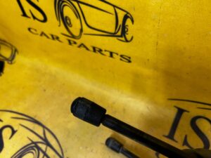 KOMPLET SIŁOWNIKI KLAPY BAGAŻNIKA FORD ESCAPE MK4