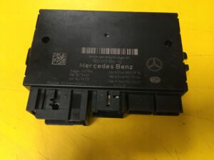 MODUŁ STEROWNIK HAKA HOLOWNICZEGO INFINITI Q30