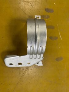 ŁAPA MOCOWANIE FILTRA PALIWA MERCEDES INFNITI Q30