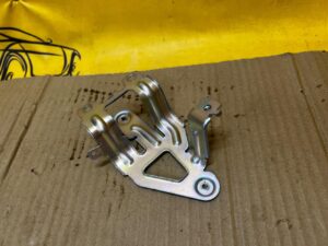 UCHWYT WSPORNIK MOCOWANIE FORD KUGA MK3