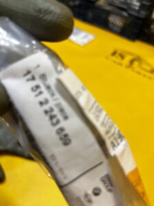 UCHWYT MOCOWANIE CHŁODNICY OLEJU BMW 3 E36 5 E34 Z3 NOWY OEM