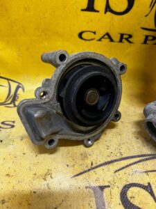 POMPA WODY Z OBUDOWĄ AUDI A8 D4 4.0 TFSI LIFT