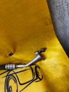 KOMPLET ZAWÓR CZUJNIK WĄŻ PRZEWÓD RURA RURKA KLIMATYZACJI RENAULT ZOE I Z.E