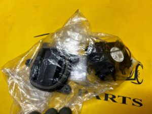 ZESTAW NAPRAWCZY REFLEKTORA PRZÓD BMW 8 G15 G16 M8 F91 F92 X7 G07 NOWY OEM