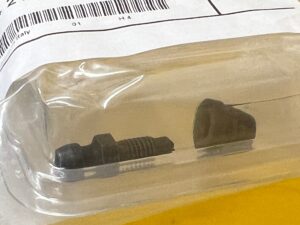 ŚRUBA ODPOWIETRZNIKA KOŁA TYŁ BMW 259E 259R 259S 259T 59C1 59C2 R21 R22 R28