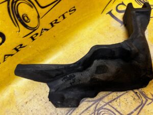 GABKA PIANKA WYGŁUSZENIE PODSZYBIA PRAWA PRAWE RENAULT MEGANE IV