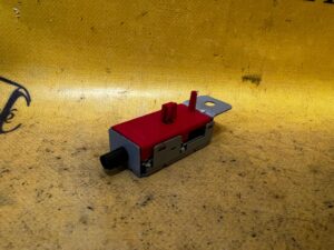 MODUŁ WZMACNIACZ ANTENY FORD KUGA MK3 ESCAPE MK4