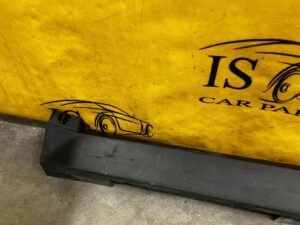 LISTWA NAKŁADKA PROGU PROGOWA PRÓG PRAWY PRAWA RANGE ROVER VELAR L560