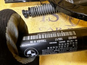 KOMPLET ZAWIASY ZAWIAS KLAPY TYŁ BAGAŻNIKA BMW SERIA 5 G30 M5 F90 668