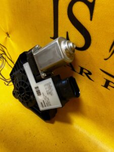 PODNOŚNIK SZYBY LEWY PRZÓD BMW X3 G01 X4 G02 NOWY OEM