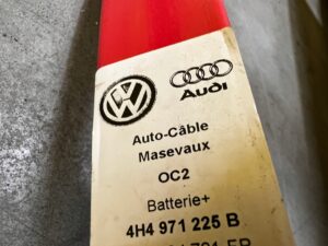 PRZEWÓD KABEL AKUMULATORA AUDI A8 D4 LONG