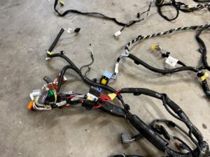 WIĄZKA INSTALACJA WNĘTRZA KABINY DACIA SANDERO III 1.0 TCE AUTOMAT