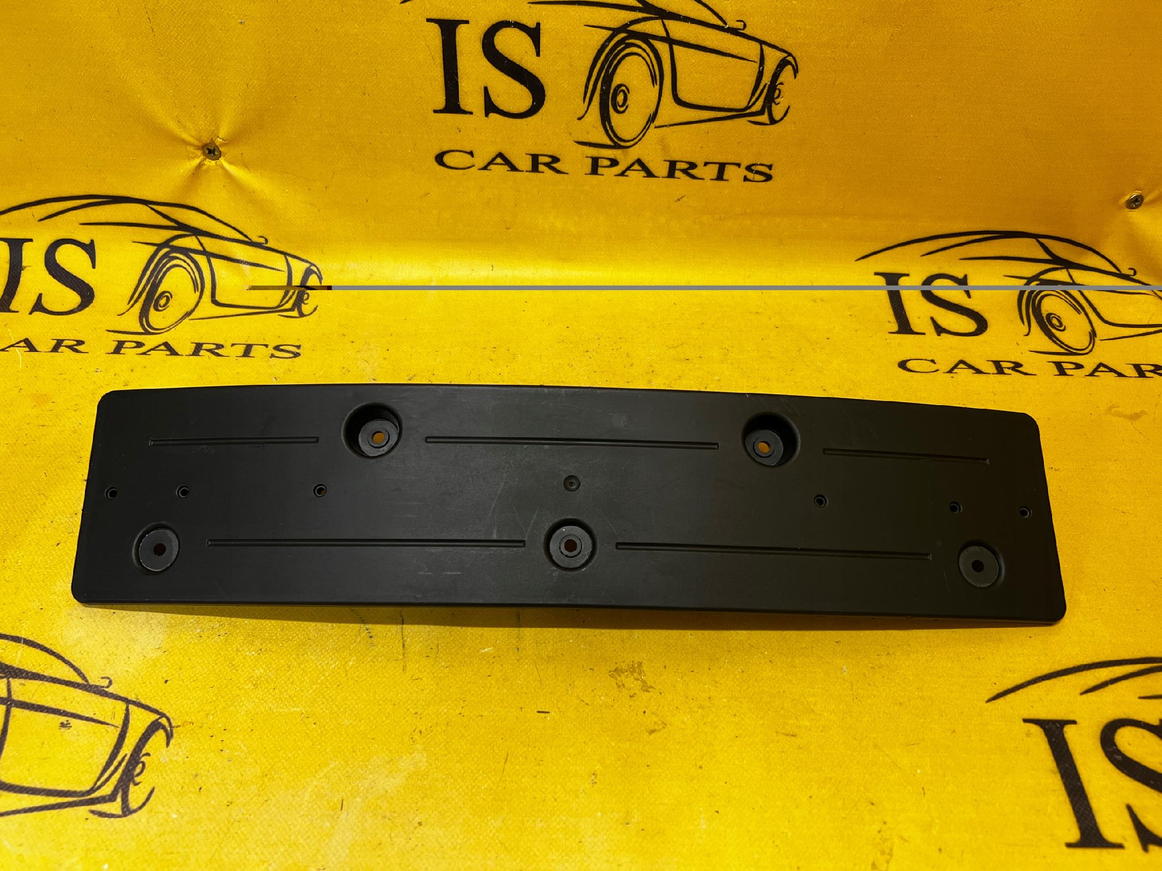 BLENDA RAMKA POD TABLICE PRZÓD BMW F22 F23 M PAK