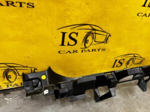 ŚLIZG MOCOWANIE ZDERZAKA TYŁ LR DISCOVERY 5