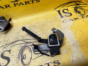 CZUJNIK POZIOMOWANIA ŚWIATEŁ LEWY BMW SERIA 5 G30