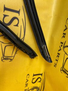 USZCZELKA DRZWI LEWA PORSCHE 911 997 CABRIO