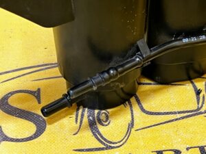 FILTR WĘGLOWY ZBIORNIK WĘGLA AUDI A8 D4 TFSI