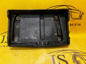 PODSTAWA MOCOWANIE AKUMULATORA MERCEDES W213