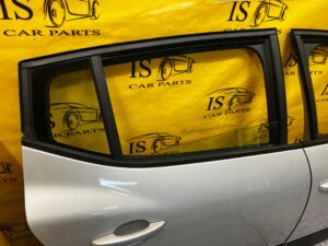 DRZWI PRAWA STRONA PRAWY PRZÓD TYŁ DACIA SANDERO III STEPWAY TEKQF 2022R