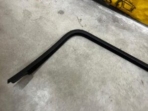 OSŁONA DRZWI RAMKA LISTWA TYŁ PRAWY AUDI A4 B8 KOMBI