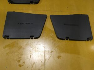 POKRYWA ZBIORNIKA OSŁONA PODSZYBIA INFINITI G37