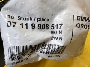 4 X ŚRUBA ZAWIESZENIA SILNIKA BMW B37 B46D B47 B48 N20 N26 N47N NOWA OEM