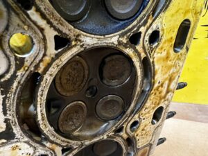 GŁOWICA KOMPLETNA CITROEN PEUGEOT 1.6 THP MINI 1.6i 5G01 10FJCC