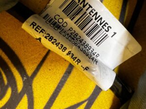 INSTALACJA WIĄZKA ANTENY RADIO NAVI GPS DACIA SANDERO III