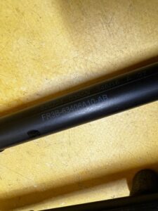 KOMPLET SIŁOWNIKI KLAPY TYŁ BAGAŻNIKA LEWY PRAWY FORD MUSTANG VI