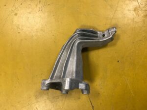 WSPORNIK ŁAPA MOCOWANIE SILNIKA INFINITI Q50 2.0 T