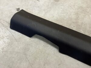 LISTWA OSŁONA POSZYCIE PROGU LEWA LEWE NISSAN QASHQAI J11