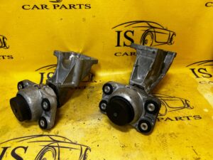 ŁAPA SILNIKA PODUSZKA JAGUAR LR 2.0D 204DTA AJ200D