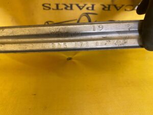 MOCOWANIE UCHWYT ZBIORNIKA PALIWA MERCEDES W257