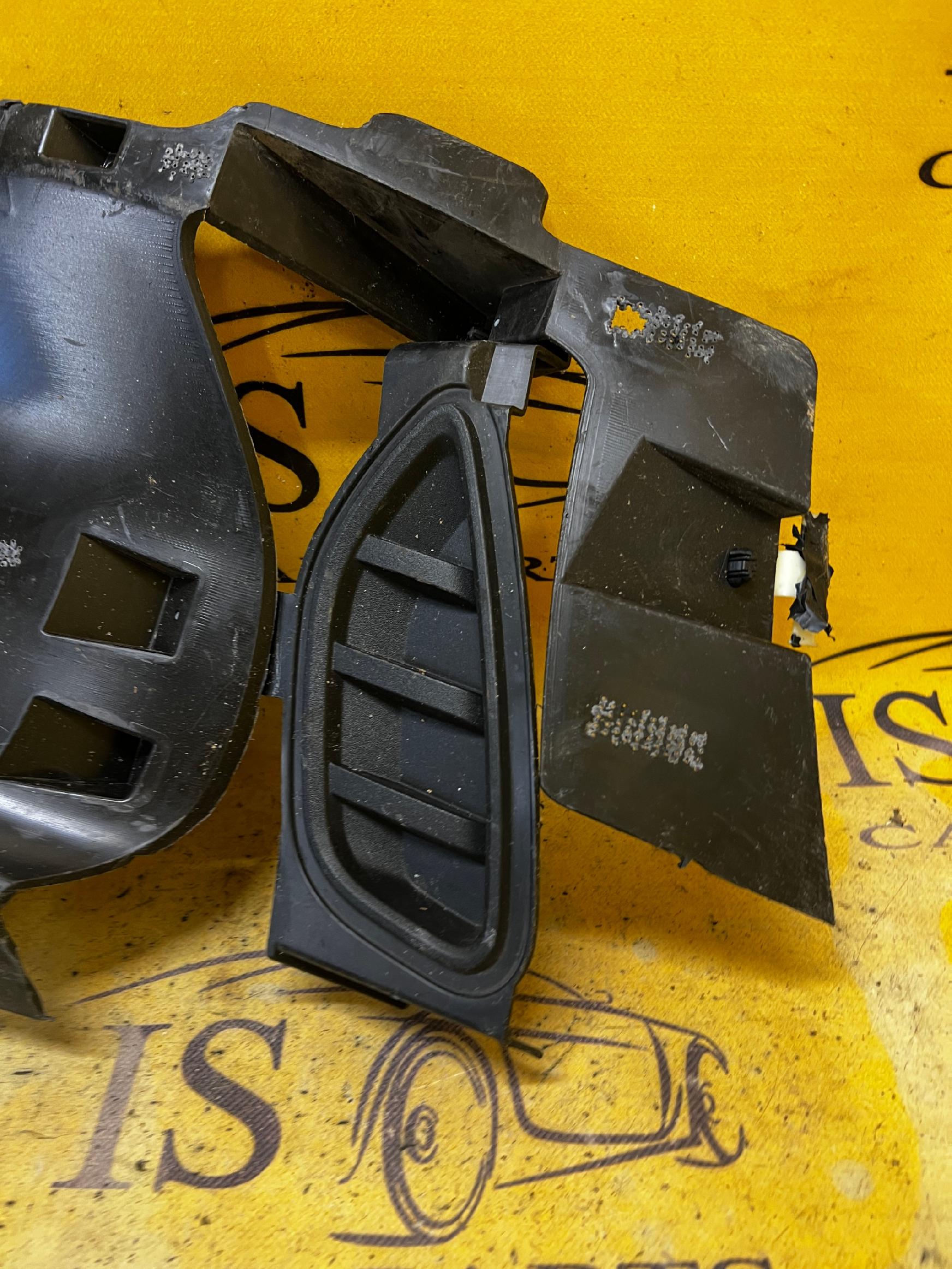 OSŁONA ATRAPA ZDERZAKA PRZEDNIEGO PRAWA FORD ESCAPE MK4